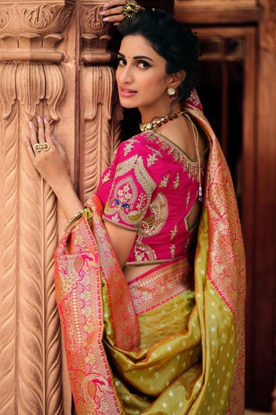 Mehendi Green & Pink Zari Weaved Banarasi Silk Saree