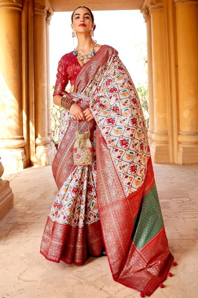 White Patola Print Silk Saree White Patola Print Silk Saree
