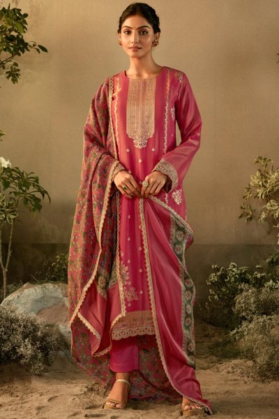 Coral Banarasi Silk Meenakari Zari Weaved & Embroidered Kurta Set