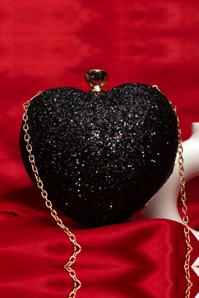 Black Glitter Heart Shape Clutch