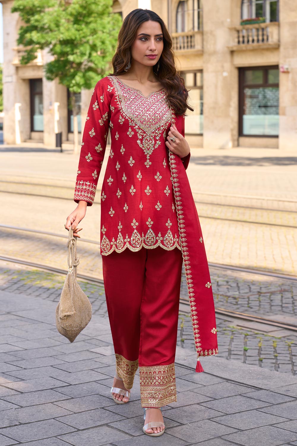 Red Embroidered Kurta Set main image 1