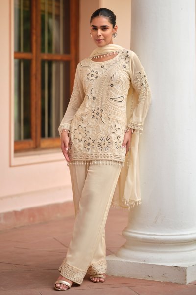 Vanilla Cream Georgette Embroidered Kurta Set with Palazzo & Dupatta Vanilla Cream Georgette Embroidered Kurta Set with Palazzo & Dupatta
