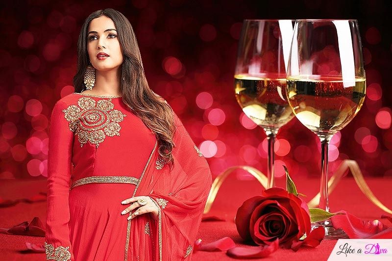 7 Utterly Romantic Looks To Try This Valentine's Day